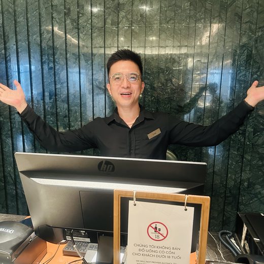 Loki is one of the most awesome staff members at the club lounge!